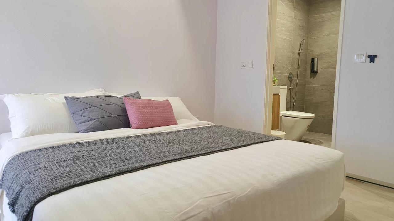 A1. The Ins @ Aurpra Place Beside Pavillion Bukit Jalil Apartment *