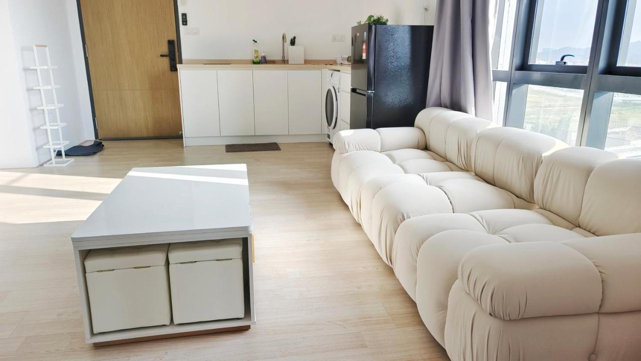 A1. The Ins @ Aurpra Place Beside Pavillion Bukit Jalil *