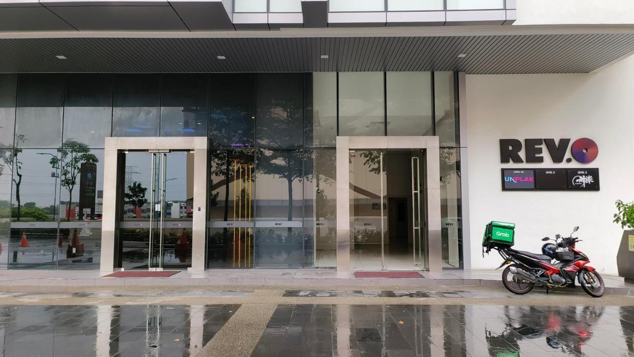 A1. The Ins @ Aurpra Place Beside Pavillion Bukit Jalil * Kuala Lumpur
